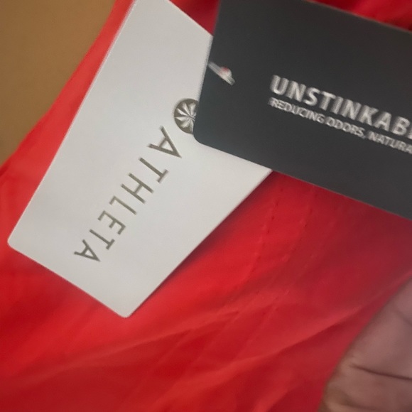 NWT ATHLETA SPEEDLIGHT SEAMLESS TANK SIZE MEDIUM ORANGE - Picture 9 of 10